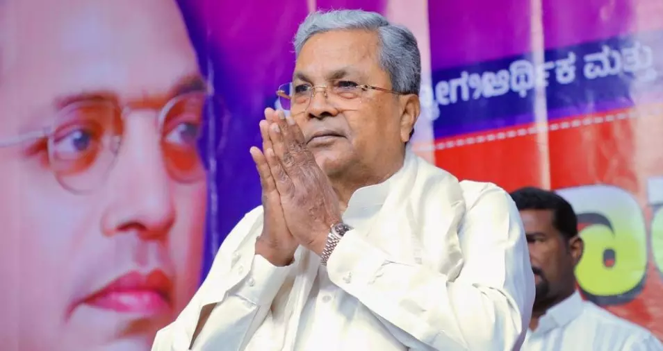 ಲಕ್ಷಾಂತರ ಮಹಿಳೆಯರ ಬದುಕಿನಲ್ಲಿ ಗೃಹಲಕ್ಷ್ಮಿ ಯೋಜನೆ ಭರವಸೆಯ ಬೆಳಕಾಗಿದೆ : ಸಿದ್ದರಾಮಯ್ಯ ಲಕ್ಷಾಂತರ ಮಹಿಳೆಯರ ಬದುಕಿನಲ್ಲಿ ಗೃಹಲಕ್ಷ್ಮಿ ಯೋಜನೆ ಭರವಸೆಯ ಬೆಳಕಾಗಿದೆ : ಸಿದ್ದರಾಮಯ್ಯ
