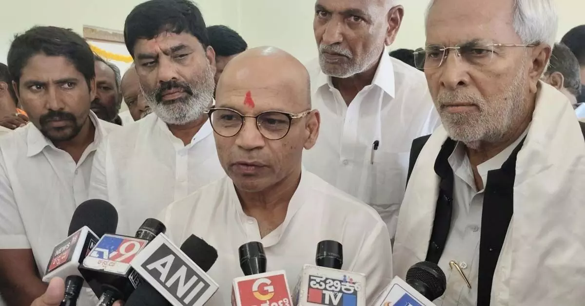 ಕೇಂದ್ರದ ಮಾನದಂಡದಂತೇ ಬರ ಘೋಷಣೆ: ಸಚಿವ ಡಾ.ಶರಣಪ್ರಕಾಶ ಪಾಟೀಲ್ ಕೇಂದ್ರದ ಮಾನದಂಡದಂತೇ ಬರ ಘೋಷಣೆ: ಸಚಿವ ಡಾ.ಶರಣಪ್ರಕಾಶ ಪಾಟೀಲ್