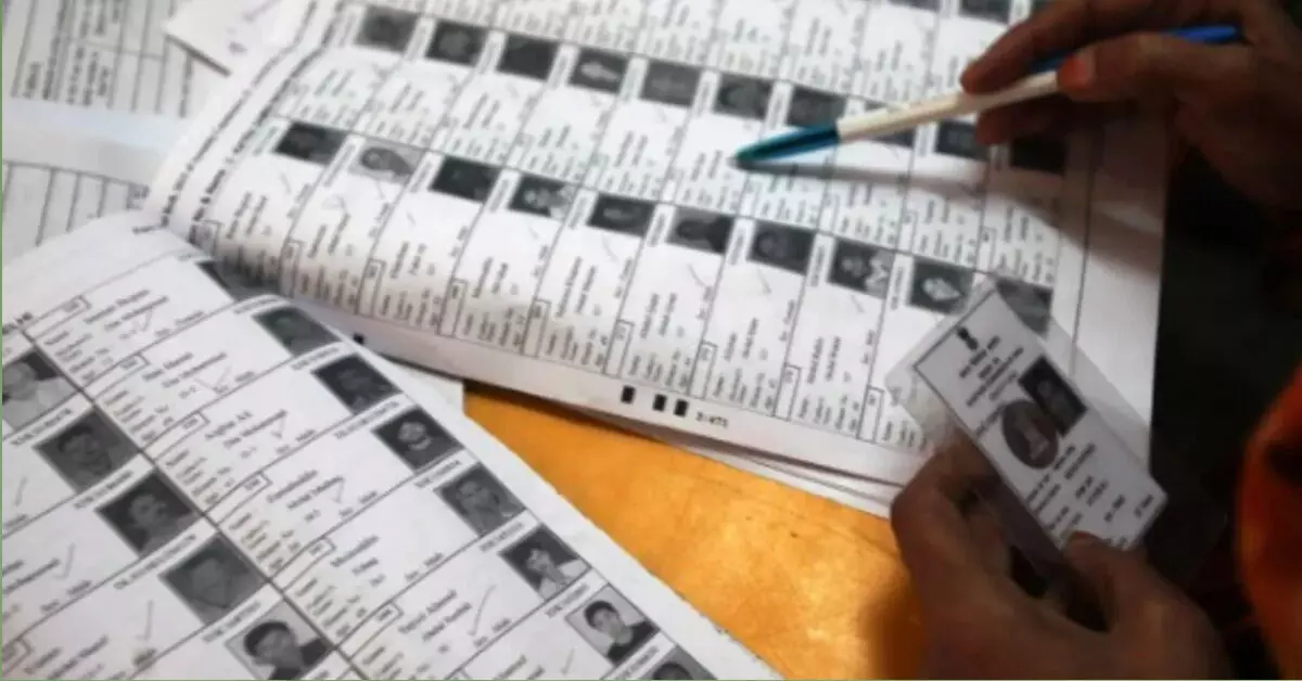 ದಿಲ್ಲಿ ಕರಡು ಮತದಾರರ ಪಟ್ಟಿ ಬಿಡುಗಡೆ | ಎಸ್ಐಆರ್ ಬಳಿಕ 47.7 ಲಕ್ಷ ಮತದಾರರ ಹೆಸರುಗಳು ರದ್ದು ದಿಲ್ಲಿ ಕರಡು ಮತದಾರರ ಪಟ್ಟಿ ಬಿಡುಗಡೆ | ಎಸ್ಐಆರ್ ಬಳಿಕ 47.7 ಲಕ್ಷ ಮತದಾರರ ಹೆಸರುಗಳು ರದ್ದು