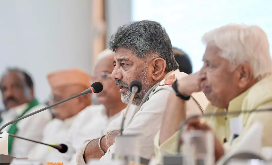 ಶೀಘ್ರವೇ ಬರ ಪೀಡಿತ ತಾಲ್ಲೂಕುಗಳ ಎರಡನೇ ಪಟ್ಟಿ ಪ್ರಕಟ : ಸಿಎಂ ಡಿ.ಕೆ.ಶಿವಕುಮಾರ್ ಶೀಘ್ರವೇ ಬರ ಪೀಡಿತ ತಾಲ್ಲೂಕುಗಳ ಎರಡನೇ ಪಟ್ಟಿ ಪ್ರಕಟ : ಸಿಎಂ ಡಿ.ಕೆ.ಶಿವಕುಮಾರ್