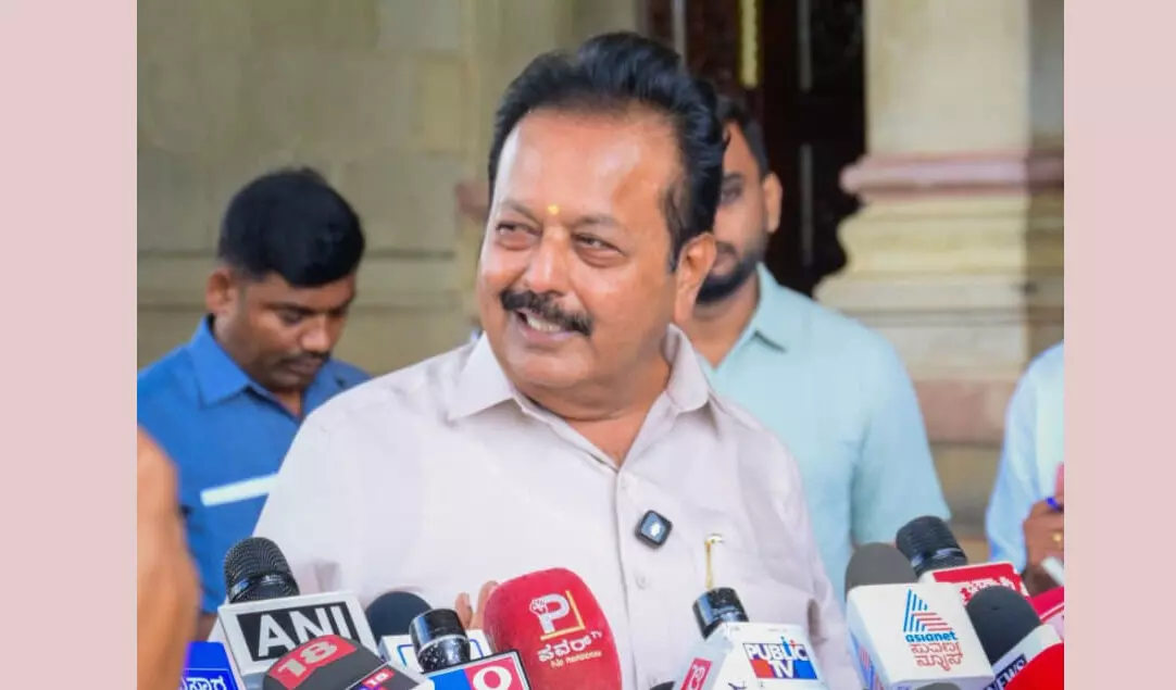 ಹಿಟ್ ಆಂಡ್ ರನ್ ಆಟ ನಡೆಯಲ್ಲ, ಬಹಿರಂಗ ಚರ್ಚೆಗೆ ಬನ್ನಿ: ಕುಮಾರಸ್ವಾಮಿಗೆ ಚಲುವರಾಯಸ್ವಾಮಿ ಸವಾಲು ಹಿಟ್ ಆಂಡ್ ರನ್ ಆಟ ನಡೆಯಲ್ಲ, ಬಹಿರಂಗ ಚರ್ಚೆಗೆ ಬನ್ನಿ: ಕುಮಾರಸ್ವಾಮಿಗೆ ಚಲುವರಾಯಸ್ವಾಮಿ ಸವಾಲು
