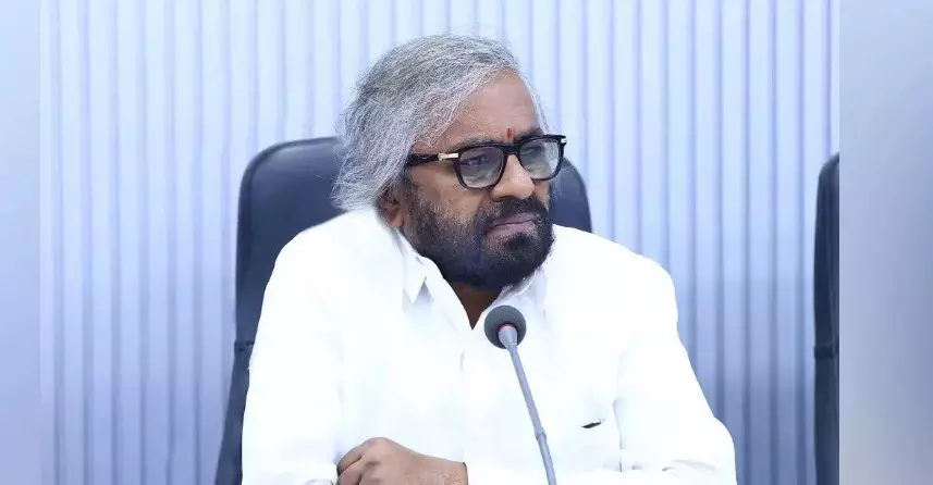 KPSC ನೇಮಕಾತಿ ಹಗರಣ; ಬಂಧಿತ ಬಸವರಾಜ ಕನ್ನಾಳೆ ಭಾಲ್ಕಿಯ ಬಿಜೆಪಿ ಕಾರ್ಯಕರ್ತ : ಸಚಿವ ಈಶ್ವರ್ ಖಂಡ್ರೆ KPSC ನೇಮಕಾತಿ ಹಗರಣ; ಬಂಧಿತ ಬಸವರಾಜ ಕನ್ನಾಳೆ ಭಾಲ್ಕಿಯ ಬಿಜೆಪಿ ಕಾರ್ಯಕರ್ತ : ಸಚಿವ ಈಶ್ವರ್ ಖಂಡ್ರೆ