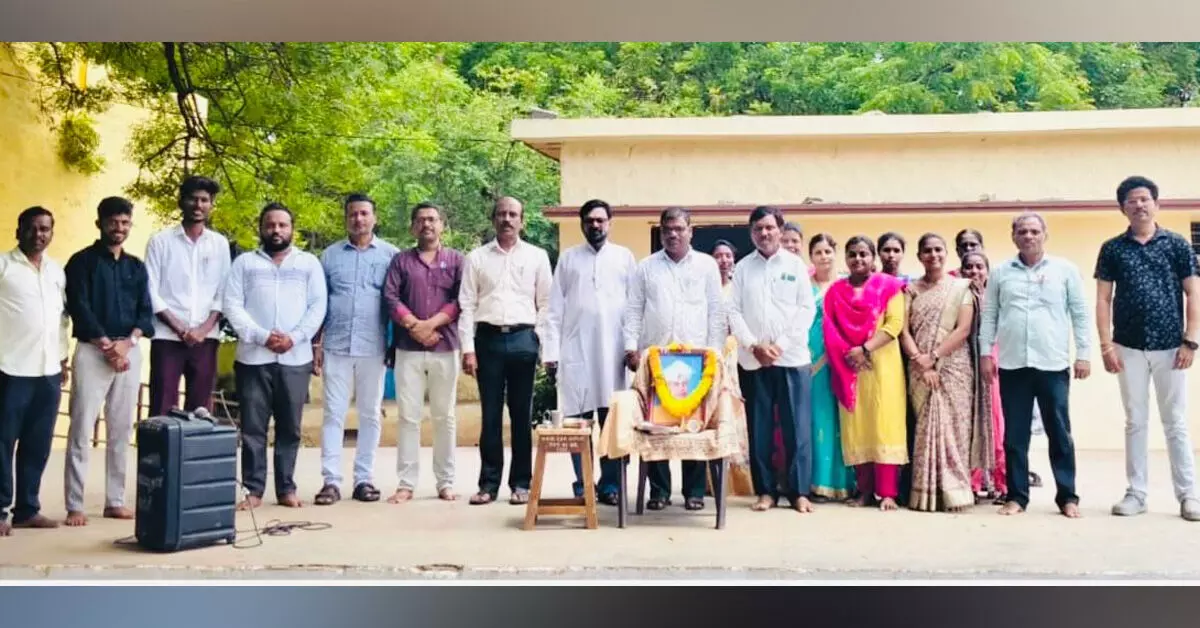 Kanakagiri | ಶಿಕ್ಷಕರಿಗೆ ಸಮಯ ಪ್ರಜ್ಞೆ ಅವಶ್ಯಕ : ಜಗದೀಶ ಹಾದಿಮನಿ Kanakagiri | ಶಿಕ್ಷಕರಿಗೆ ಸಮಯ ಪ್ರಜ್ಞೆ ಅವಶ್ಯಕ : ಜಗದೀಶ ಹಾದಿಮನಿ