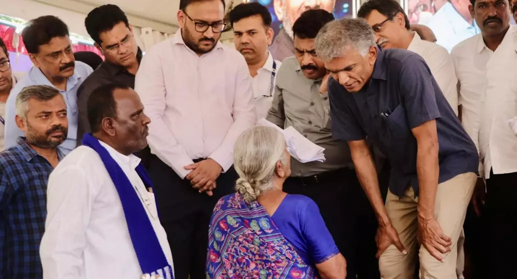 ‘ಜನರ ಮನೆ ಬಾಗಿಲಿಗೆ ಸರಕಾರ’; ಪ್ರಜಾಸೇವೆ ಆಂದೋಲನದ ಉದ್ದೇಶ : ಸಚಿವ ಕೃಷ್ಣ ಬೈರೇಗೌಡ ‘ಜನರ ಮನೆ ಬಾಗಿಲಿಗೆ ಸರಕಾರ’; ಪ್ರಜಾಸೇವೆ ಆಂದೋಲನದ ಉದ್ದೇಶ : ಸಚಿವ ಕೃಷ್ಣ ಬೈರೇಗೌಡ