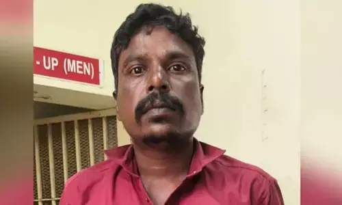 ಪತ್ನಿಯನ್ನು ಕೆಲಸದಿಂದ ವಜಾಗೊಳಿಸಿದ್ದಕ್ಕೆ ಶಾಲೆಯ ವಿರುದ್ಧ ಸೇಡು; ಮಕ್ಕಳ ಉಪಾಹಾರಕ್ಕೆ ಸಗಣಿ ಪುಡಿ ಮಿಶ್ರಣ ಮಾಡಿದ ಪತಿ!