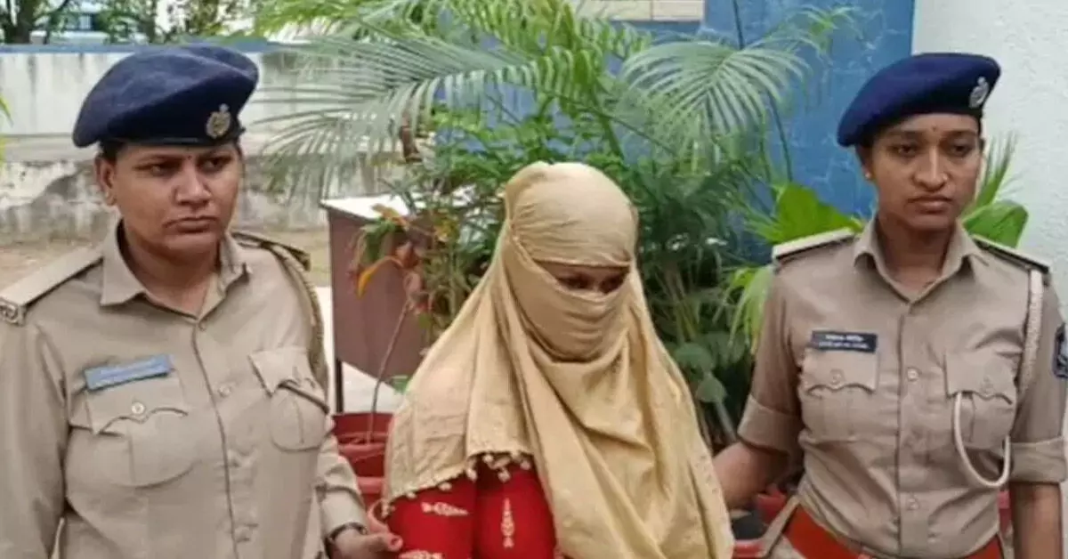 Gujarat | ಸಾಲ ತೀರಿಸದೆ ಗಿರವಿ ಚಿನ್ನ ಪಡೆಯಲು ಮ್ಯಾನೇಜರ್ ಹತ್ಯೆ: ಮಹಿಳೆ ಬಂಧನ, ಪ್ರಿಯಕರ ಪರಾರಿ Gujarat | ಸಾಲ ತೀರಿಸದೆ ಗಿರವಿ ಚಿನ್ನ ಪಡೆಯಲು ಮ್ಯಾನೇಜರ್ ಹತ್ಯೆ: ಮಹಿಳೆ ಬಂಧನ, ಪ್ರಿಯಕರ ಪರಾರಿ