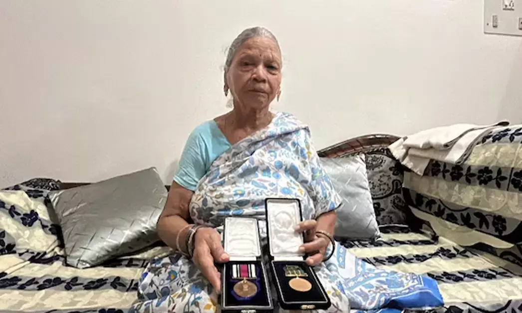 ʼ22 ವರ್ಷವಾದರೂ ಈಡೇರದ ಭರವಸೆʼ: ಶೌರ್ಯ ಚಕ್ರ ಹಿಂದಿರುಗಿಸಲು ಹುತಾತ್ಮನ ತಾಯಿ ನಿರ್ಧಾರ
