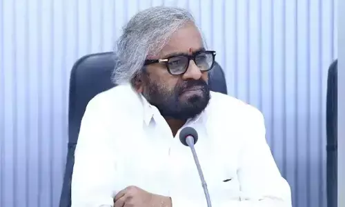 ವಾರಕ್ಕೆ ಎರಡು ದಿನ ಗ್ರಾಮಗಳಿಗೆ ದಿಢೀರ್ ಭೇಟಿ ನೀಡಿ ಸಮಸ್ಯೆ ಬಗೆಹರಿಸಿ: ಜಿಪಂ ಸಿಇಒಗಳಿಗೆ ಸಚಿವ ಈಶ್ವರ್‌ ಖಂಡ್ರೆ ನಿರ್ದೇಶನ