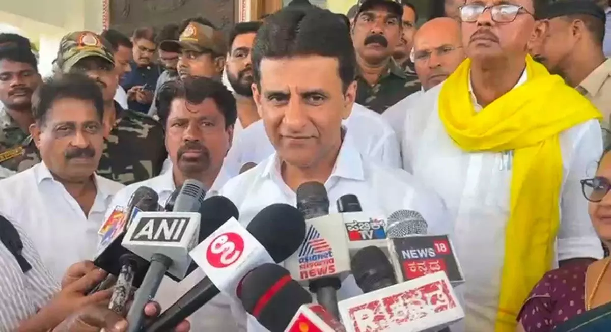 ಈಡಿ, ಐಟಿ, ಸಿಬಿಐ... ಬಿಜೆಪಿಗೆ ಯುವಮೋರ್ಚಾ, ಎಬಿವಿಪಿ ಇದ್ದಂತೆ: ಸಚಿವ ರಿಝ್ವಾನ್ ಅರ್ಷದ್ ವ್ಯಂಗ್ಯ ಈಡಿ, ಐಟಿ, ಸಿಬಿಐ... ಬಿಜೆಪಿಗೆ ಯುವಮೋರ್ಚಾ, ಎಬಿವಿಪಿ ಇದ್ದಂತೆ: ಸಚಿವ ರಿಝ್ವಾನ್ ಅರ್ಷದ್ ವ್ಯಂಗ್ಯ