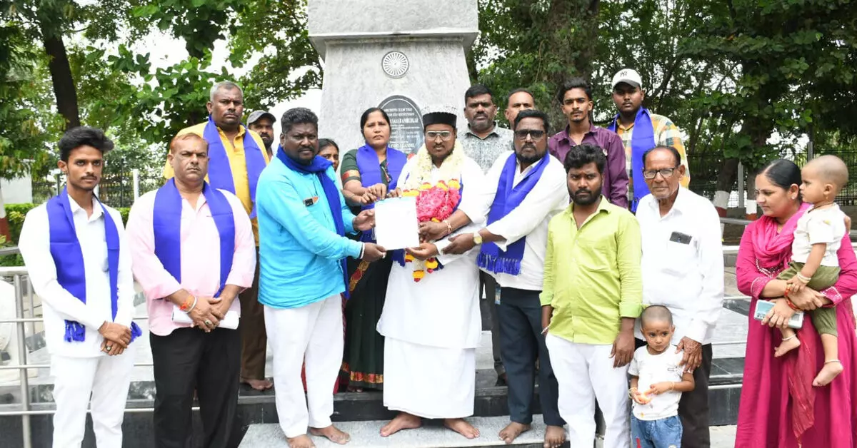 Kalaburagi | ದಲಿತ ಸಂಘರ್ಷ ಸಮಿತಿ ಜಿಲ್ಲಾ ಅಲ್ಪಸಂಖ್ಯಾತರ ಸಂಚಾಲಕರಾಗಿ ಸೈಯದ್ ಅಮನ್ ನೇಮಕ Kalaburagi | ದಲಿತ ಸಂಘರ್ಷ ಸಮಿತಿ ಜಿಲ್ಲಾ ಅಲ್ಪಸಂಖ್ಯಾತರ ಸಂಚಾಲಕರಾಗಿ ಸೈಯದ್ ಅಮನ್ ನೇಮಕ