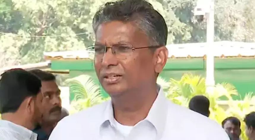 ಸತೀಶ್ ಜಾರಕಿಹೊಳಿ ನಿವಾಸದ ಮೇಲೆ ಈ.ಡಿ. ದಾಳಿ ಅಂತ್ಯ ಸತೀಶ್ ಜಾರಕಿಹೊಳಿ ನಿವಾಸದ ಮೇಲೆ ಈ.ಡಿ. ದಾಳಿ ಅಂತ್ಯ