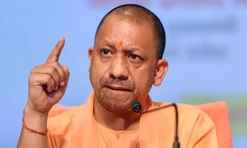 Uttar Pradesh | ಸನಾತನ ಧರ್ಮದ ಧ್ವಜ ಹಾರಾಡುವವರೆಗೆ ಭಾರತ ಸುರಕ್ಷಿತ: ಸಿಎಂ ಆದಿತ್ಯನಾಥ್