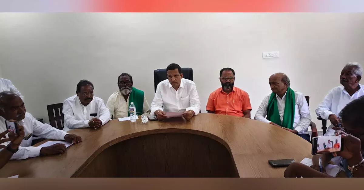 ಬಿಎಸ್ಎಸ್ಕೆ ಉಳಿವಿಗಾಗಿ ಸೆ.16ರಂದು ಹುಮನಾಬಾದ್ನಲ್ಲಿ ಬೃಹತ್ ಹೋರಾಟ : ಶಾಸಕ ಡಾ.ಸಿದ್ದು ಪಾಟೀಲ್ ಬಿಎಸ್ಎಸ್ಕೆ ಉಳಿವಿಗಾಗಿ ಸೆ.16ರಂದು ಹುಮನಾಬಾದ್ನಲ್ಲಿ ಬೃಹತ್ ಹೋರಾಟ : ಶಾಸಕ ಡಾ.ಸಿದ್ದು ಪಾಟೀಲ್
