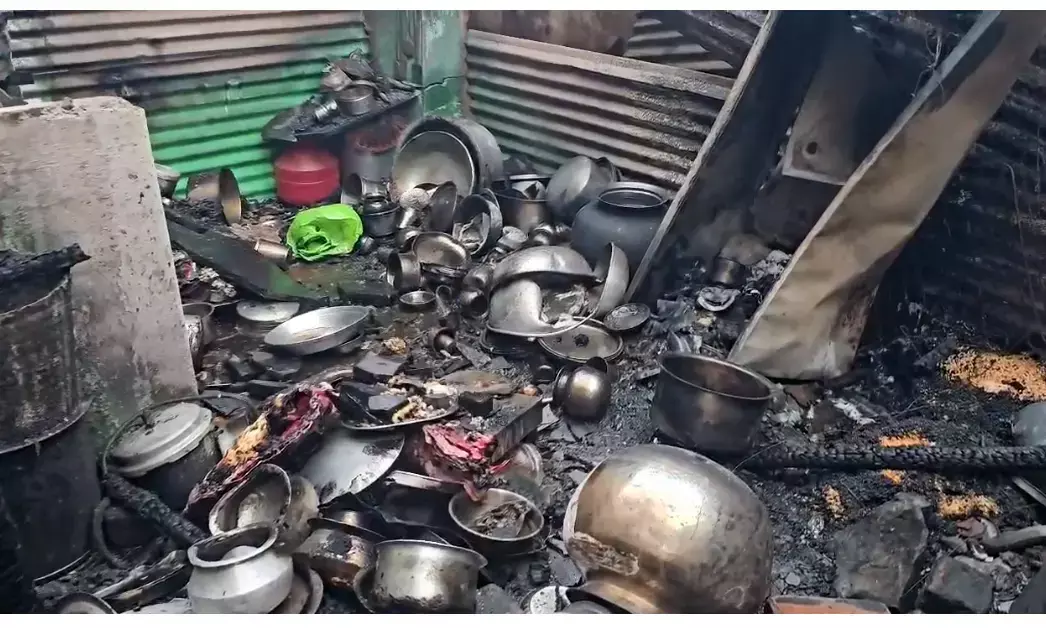 Belagavi | ಬೆಂಕಿ ಅವಘಡ: ಒಂದೇ ಕುಟುಂಬದ ನಾಲ್ವರು ಸಜೀವ ದಹನ; ಇಬ್ಬರು ಗಂಭೀರ