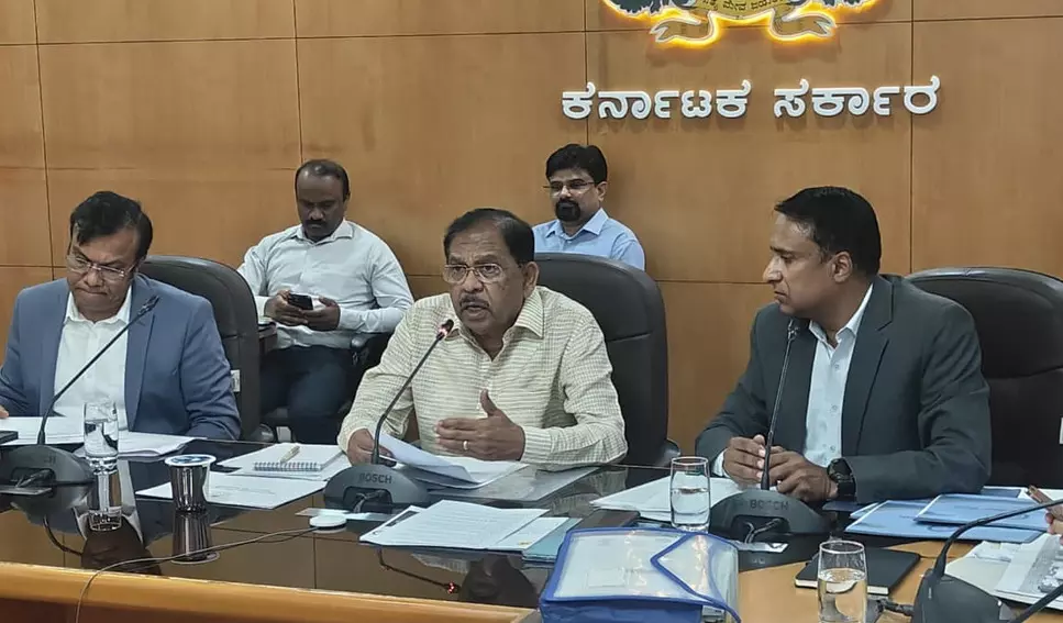 ಯಾವುದೇ ಅರ್ಹ ಮತದಾರರು ಪಟ್ಟಿಯಿಂದ ಹೊರಗುಳಿಯಬಾರದು; ಪಿಆರ್ಸಿ ನೀಡುವ ಪ್ರಕ್ರಿಯೆಯಲ್ಲಿ ವಿಳಂಬ ಬೇಡ : ಜಿ.ಪರಮೇಶ್ವರ್ ಯಾವುದೇ ಅರ್ಹ ಮತದಾರರು ಪಟ್ಟಿಯಿಂದ ಹೊರಗುಳಿಯಬಾರದು; ಪಿಆರ್ಸಿ ನೀಡುವ ಪ್ರಕ್ರಿಯೆಯಲ್ಲಿ ವಿಳಂಬ ಬೇಡ : ಜಿ.ಪರಮೇಶ್ವರ್
