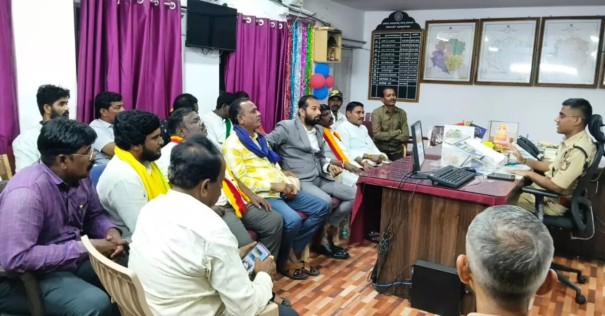 Yadagiri | ಬರ ಘೋಷಣೆಗೆ ಆಗ್ರಹಿಸಿ ನಡೆಸಲು ಮುಂದಾಗಿದ್ದ ಕೆಕೆ ವಿಮೋಚನಾ ದಿನದ ಪ್ರತಿಭಟನೆ ಮುಂದೂಡಿಕೆ Yadagiri | ಬರ ಘೋಷಣೆಗೆ ಆಗ್ರಹಿಸಿ ನಡೆಸಲು ಮುಂದಾಗಿದ್ದ ಕೆಕೆ ವಿಮೋಚನಾ ದಿನದ ಪ್ರತಿಭಟನೆ ಮುಂದೂಡಿಕೆ