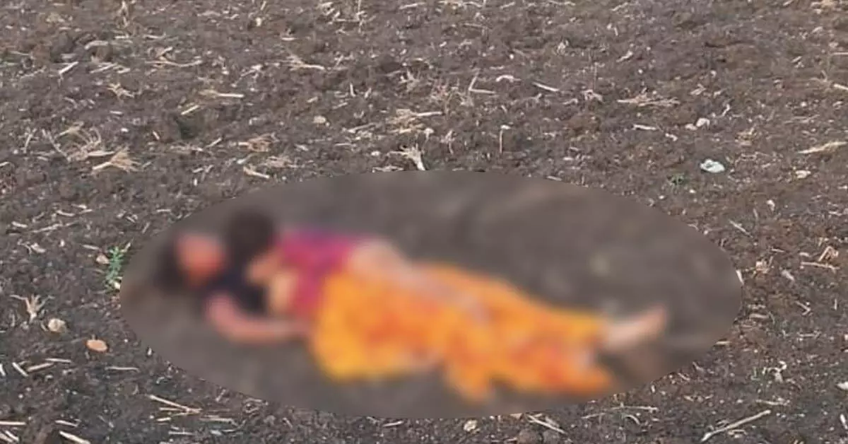 ಸಿಂಧೂನೂರು : ಮಹಿಳೆಯನ್ನು ಕೊಲೆಗೈದು ಮೃತದೇಹದ ಮೇಲೆ ಮಗುವನ್ನಿಟ್ಟು ಪರಾರಿಯಾದ ಹಂತಕರು! ಸಿಂಧೂನೂರು : ಮಹಿಳೆಯನ್ನು ಕೊಲೆಗೈದು ಮೃತದೇಹದ ಮೇಲೆ ಮಗುವನ್ನಿಟ್ಟು ಪರಾರಿಯಾದ ಹಂತಕರು!