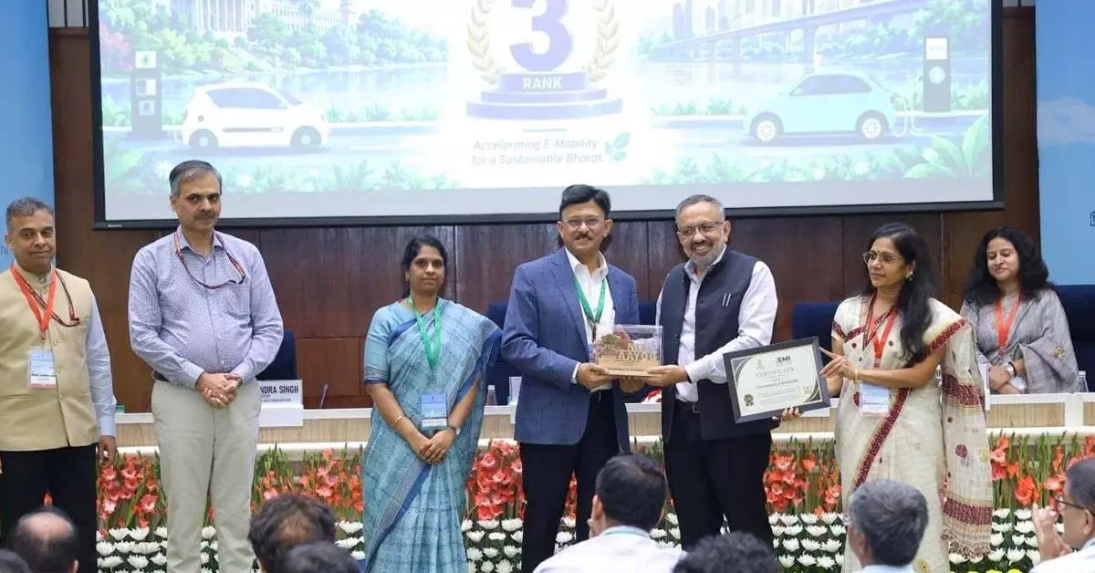 ಇಲೆಕ್ಟ್ರಿಕ್ ಮೊಬಿಲಿಟಿ ಸೂಚ್ಯಂಕ 2025: ಮುಂಚೂಣಿ ರಾಜ್ಯಗಳ ಸಾಲಿನಲ್ಲಿ ಕರ್ನಾಟಕ ಇಲೆಕ್ಟ್ರಿಕ್ ಮೊಬಿಲಿಟಿ ಸೂಚ್ಯಂಕ 2025: ಮುಂಚೂಣಿ ರಾಜ್ಯಗಳ ಸಾಲಿನಲ್ಲಿ ಕರ್ನಾಟಕ