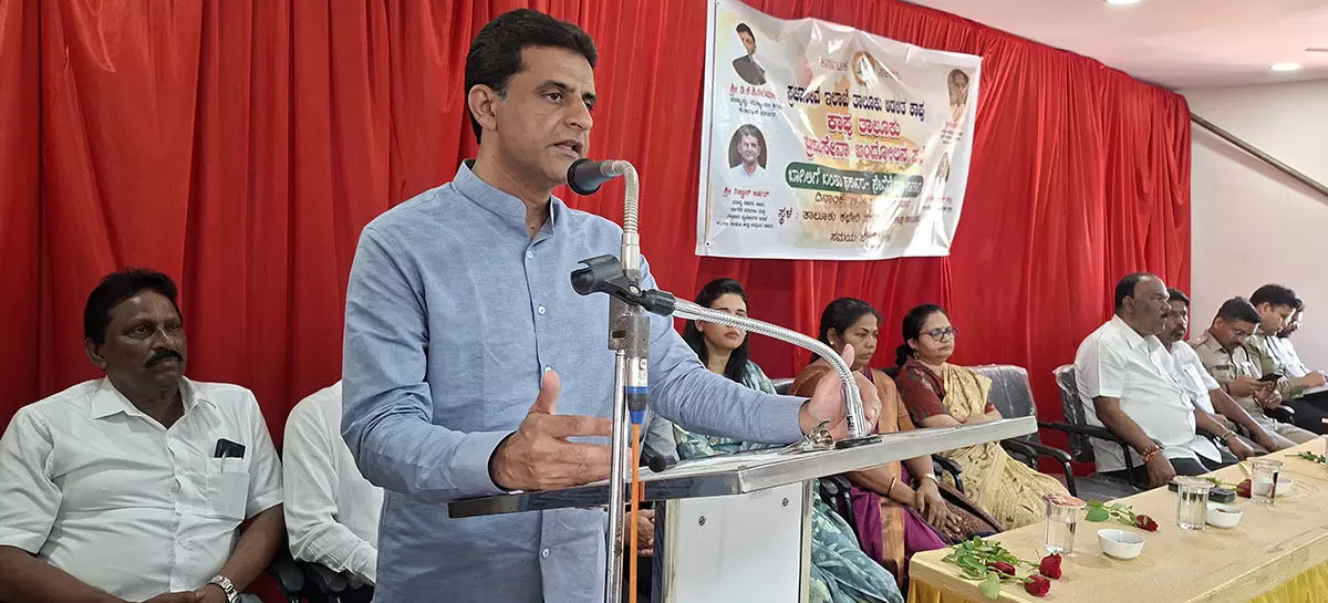 ಪ್ರವಾಸೋದ್ಯಮ ಅಭಿವೃದ್ಧಿಯಿಂದ ಉಡುಪಿ ಜಿಲ್ಲೆಯಲ್ಲಿ ಉದ್ಯೋಗಾವಕಾಶ ಅಧಿಕ: ಸಚಿವ ರಿಝ್ವಾನ್ ಅರ್ಷದ್ ಪ್ರವಾಸೋದ್ಯಮ ಅಭಿವೃದ್ಧಿಯಿಂದ ಉಡುಪಿ ಜಿಲ್ಲೆಯಲ್ಲಿ ಉದ್ಯೋಗಾವಕಾಶ ಅಧಿಕ: ಸಚಿವ ರಿಝ್ವಾನ್ ಅರ್ಷದ್