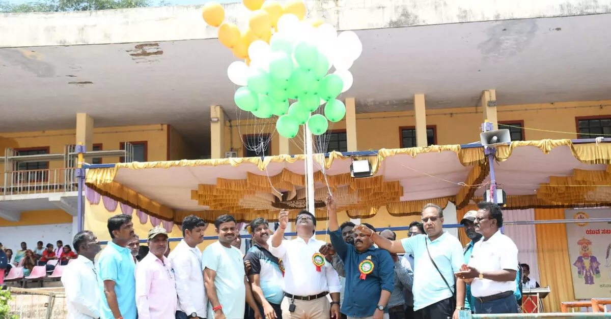 Kalaburagi | ʼದಸರಾ ಸಿಎಂ ಕಪ್–2026ʼ ಕ್ರೀಡಾಕೂಟಕ್ಕೆ ಚಾಲನೆ Kalaburagi | ʼದಸರಾ ಸಿಎಂ ಕಪ್–2026ʼ ಕ್ರೀಡಾಕೂಟಕ್ಕೆ ಚಾಲನೆ