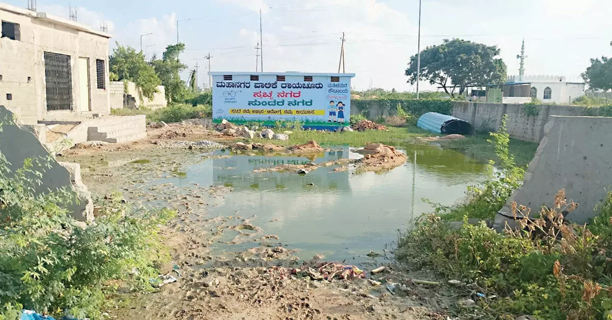 ರಾಯಚೂರು: ಸ್ವಚ್ಛ ಭಾರತ ಮಿಷನ್ ಶೌಚಾಲಯಗಳ ಸ್ಥಿತಿಗತಿ ವರದಿ ನೀಡಲು ಜಿಪಂ ಸಿಇಒ ಸೂಚನೆ ರಾಯಚೂರು: ಸ್ವಚ್ಛ ಭಾರತ ಮಿಷನ್ ಶೌಚಾಲಯಗಳ ಸ್ಥಿತಿಗತಿ ವರದಿ ನೀಡಲು ಜಿಪಂ ಸಿಇಒ ಸೂಚನೆ