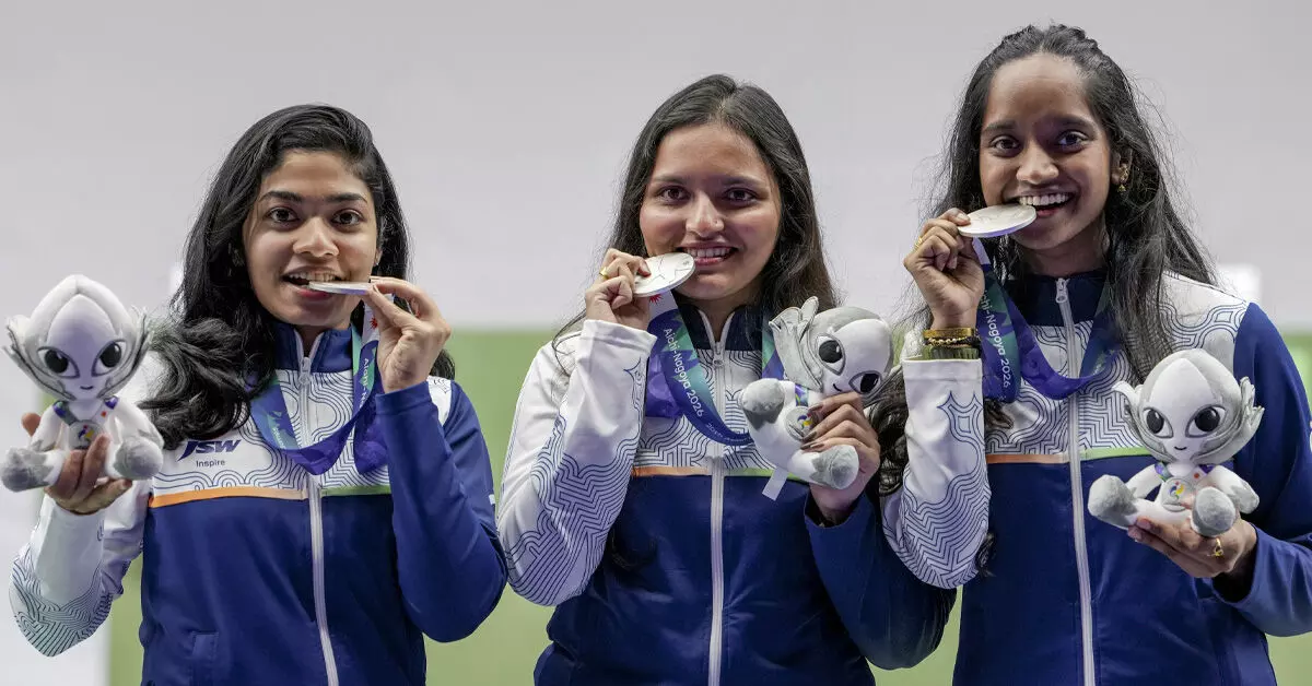 Asian Games | ಎರಡು ಬೆಳ್ಳಿಯೊಂದಿಗೆ ಅಭಿಯಾನ ಆರಂಭಿಸಿದ ಭಾರತ Asian Games | ಎರಡು ಬೆಳ್ಳಿಯೊಂದಿಗೆ ಅಭಿಯಾನ ಆರಂಭಿಸಿದ ಭಾರತ