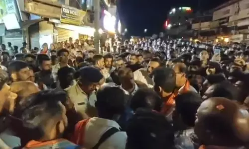 ಪುತ್ತೂರು: ಗಣೇಶೋತ್ಸವ ಶೋಭಾಯಾತ್ರೆಯಲ್ಲಿ ಅವಧಿ ಮೀರಿ ಧ್ವನಿವರ್ಧಕ ಬಳಕೆ, ಪೊಲೀಸ್‌ ಕರ್ತವ್ಯಕ್ಕೆ ಅಡ್ಡಿ ಆರೋಪ; ಪ್ರಕರಣ ದಾಖಲು