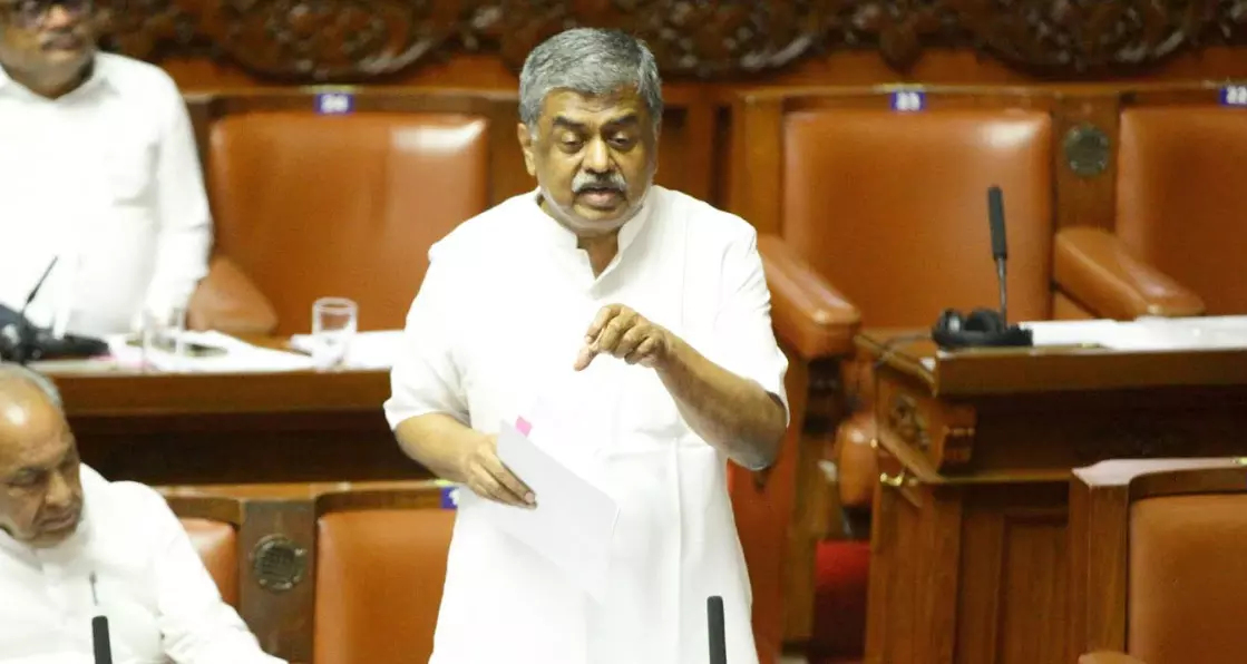 ದಟ್ಟ ಅರಣ್ಯ ಪ್ರದೇಶಗಳಿಗೆ ಪ್ರತ್ಯೇಕ ಸಂರಕ್ಷಣಾ ಕ್ರಮ ರೂಪಿಸಿ : ಬಿ.ಕೆ.ಹರಿಪ್ರಸಾದ್ ದಟ್ಟ ಅರಣ್ಯ ಪ್ರದೇಶಗಳಿಗೆ ಪ್ರತ್ಯೇಕ ಸಂರಕ್ಷಣಾ ಕ್ರಮ ರೂಪಿಸಿ : ಬಿ.ಕೆ.ಹರಿಪ್ರಸಾದ್