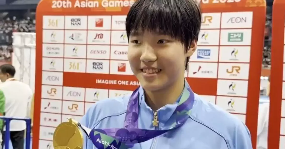 Asian Games| ಸತತ 2ನೇ ಚಿನ್ನ ಗೆದ್ದ ಚೀನಾದ 13ರ ಹರೆಯದ ಸ್ವಿಮ್ಮರ್ ಯು ಝಿದಿ Asian Games| ಸತತ 2ನೇ ಚಿನ್ನ ಗೆದ್ದ ಚೀನಾದ 13ರ ಹರೆಯದ ಸ್ವಿಮ್ಮರ್ ಯು ಝಿದಿ