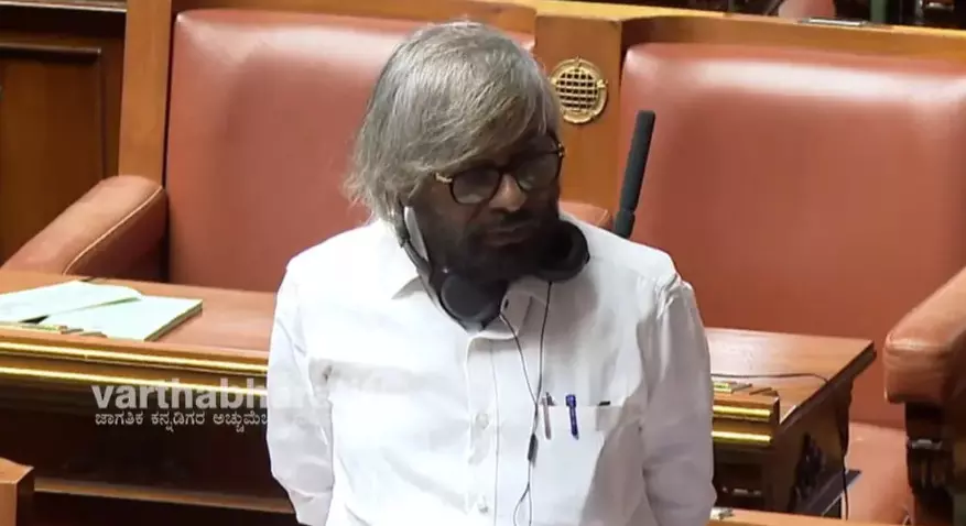 ಕಸ್ತೂರಿ ರಂಗನ್ ವರದಿ | ಸಂಜಯ ಕುಮಾರ್ ಸಮಿತಿ ಸ್ಥಳಕ್ಕೆ ಭೇಟಿಯೇ ನೀಡಲಿಲ್ಲ : ಈಶ್ವರ್ ಖಂಡ್ರೆ ಕಸ್ತೂರಿ ರಂಗನ್ ವರದಿ | ಸಂಜಯ ಕುಮಾರ್ ಸಮಿತಿ ಸ್ಥಳಕ್ಕೆ ಭೇಟಿಯೇ ನೀಡಲಿಲ್ಲ : ಈಶ್ವರ್ ಖಂಡ್ರೆ