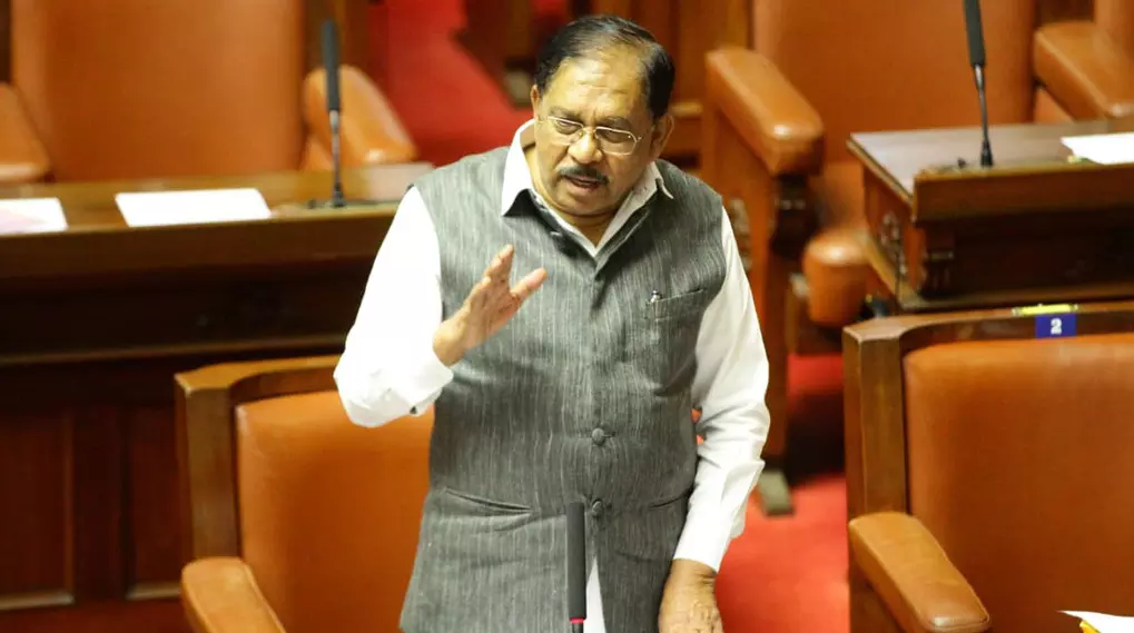 ಕಸ್ತೂರಿ ರಂಗನ್ ವರದಿ ಮತ್ತು ಬರ ಪರಿಸ್ಥಿತಿ: ರಾಜ್ಯದ ಹಿತಾಸಕ್ತಿಯ ವಿಚಾರದಲ್ಲಿ ರಾಜಕೀಯ ಬೇಡ, ಒಗ್ಗಟ್ಟು ಇರಲಿ : ಜಿ.ಪರಮೇಶ್ವರ್ ಕಸ್ತೂರಿ ರಂಗನ್ ವರದಿ ಮತ್ತು ಬರ ಪರಿಸ್ಥಿತಿ: ರಾಜ್ಯದ ಹಿತಾಸಕ್ತಿಯ ವಿಚಾರದಲ್ಲಿ ರಾಜಕೀಯ ಬೇಡ, ಒಗ್ಗಟ್ಟು ಇರಲಿ : ಜಿ.ಪರಮೇಶ್ವರ್