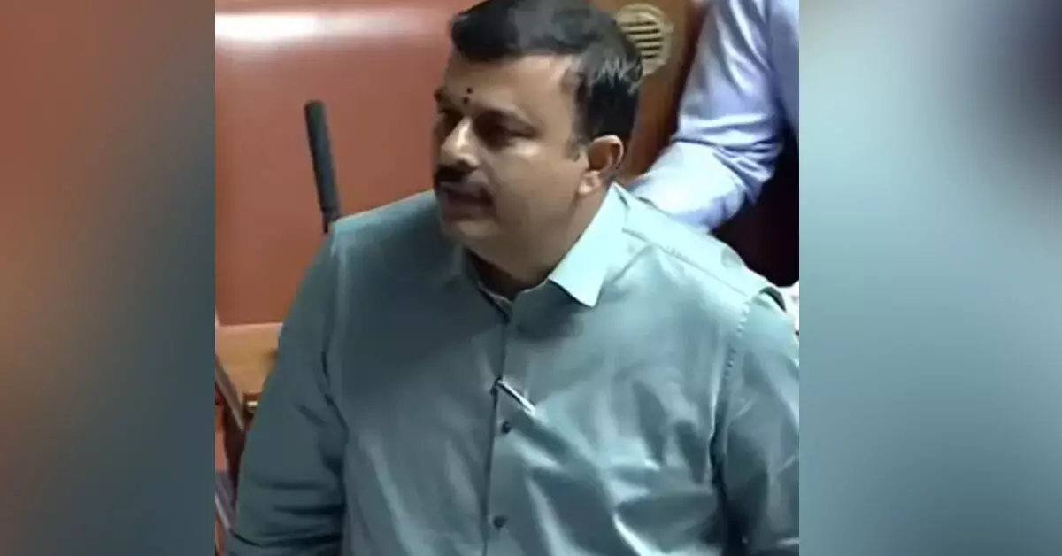 ರಾಜ್ಯದಲ್ಲಿರುವುದು ರಿಯಲ್ ಎಸ್ಟೇಟ್ ಸರಕಾರ : ಸುನೀಲ್ ಕುಮಾರ್ ಟೀಕೆ ರಾಜ್ಯದಲ್ಲಿರುವುದು ರಿಯಲ್ ಎಸ್ಟೇಟ್ ಸರಕಾರ : ಸುನೀಲ್ ಕುಮಾರ್ ಟೀಕೆ