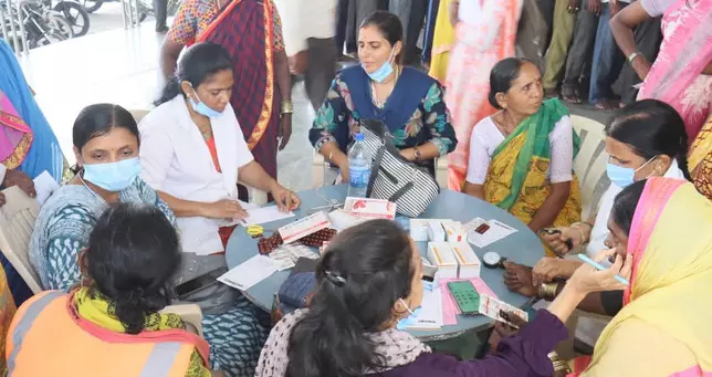Raichur | ಪೌರ ಕಾರ್ಮಿಕರಿಗೆ ಆರೋಗ್ಯ ಶಿಬಿರ Raichur | ಪೌರ ಕಾರ್ಮಿಕರಿಗೆ ಆರೋಗ್ಯ ಶಿಬಿರ