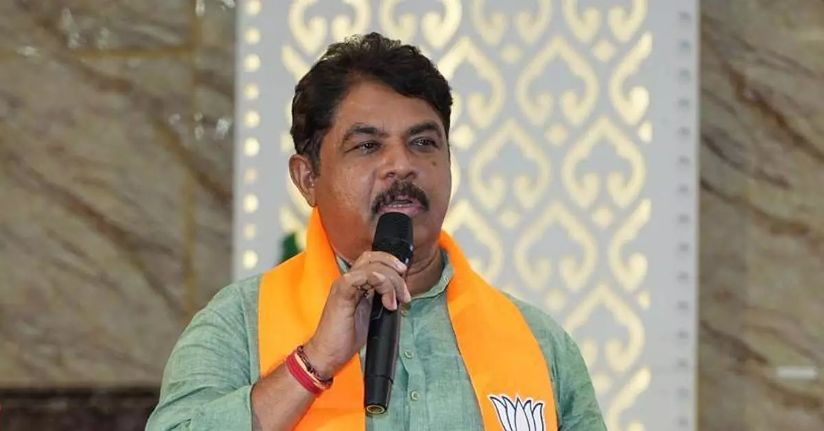 ವಿಶೇಷ ಅಧಿವೇಶನ | ಕಾಂಗ್ರೆಸ್ ಸರಕಾರ ಭಿಕ್ಷುಕರಿಗೆ ನೀಡುವಂತೆ ಪರಿಹಾರ ಪ್ರಕಟಿಸಿದೆ: ಆರ್. ಅಶೋಕ್ ಟೀಕೆ ವಿಶೇಷ ಅಧಿವೇಶನ | ಕಾಂಗ್ರೆಸ್ ಸರಕಾರ ಭಿಕ್ಷುಕರಿಗೆ ನೀಡುವಂತೆ ಪರಿಹಾರ ಪ್ರಕಟಿಸಿದೆ: ಆರ್. ಅಶೋಕ್ ಟೀಕೆ