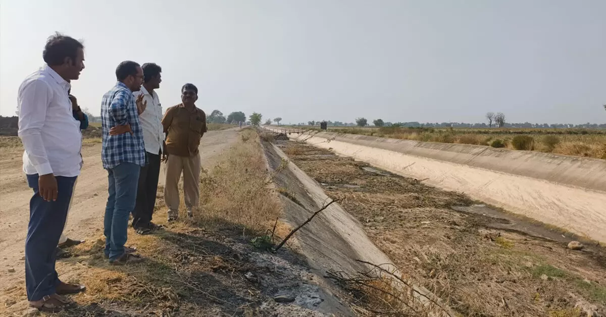 ಟಿಎಲ್ಬಿಸಿ : ಒಂದೂವರೆ ತಿಂಗಳಾದರೂ ಕೊನೆ ಭಾಗಕ್ಕೆ ತಲುಪದ ನೀರು ಟಿಎಲ್ಬಿಸಿ : ಒಂದೂವರೆ ತಿಂಗಳಾದರೂ ಕೊನೆ ಭಾಗಕ್ಕೆ ತಲುಪದ ನೀರು