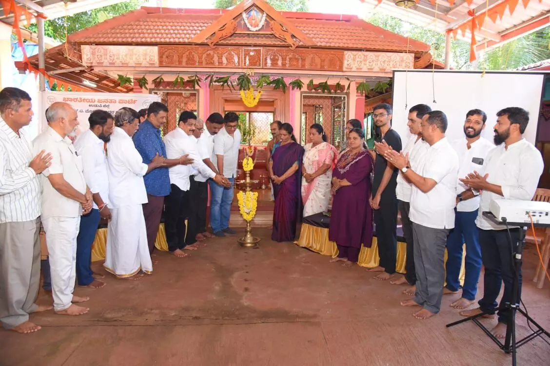 ಆರೋಗ್ಯ ತಪಾಸಣಾ ಶಿಬಿರ, ಫಲಾನುಭವಿಗಳಿಗೆ ಸನ್ಮಾನ ಆರೋಗ್ಯ ತಪಾಸಣಾ ಶಿಬಿರ, ಫಲಾನುಭವಿಗಳಿಗೆ ಸನ್ಮಾನ