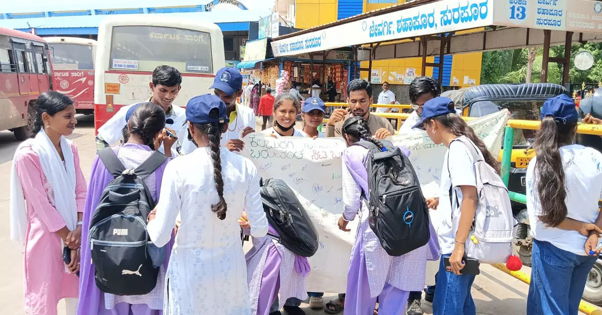 ‘ನಮ್ಮ ಕಲಬುರಗಿ ಸಾರಿಗೆ’ ಆಪ್ ಮರುಪ್ರಾರಂಭಕ್ಕೆ ಸಹಿ ಅಭಿಯಾನ ‘ನಮ್ಮ ಕಲಬುರಗಿ ಸಾರಿಗೆ’ ಆಪ್ ಮರುಪ್ರಾರಂಭಕ್ಕೆ ಸಹಿ ಅಭಿಯಾನ