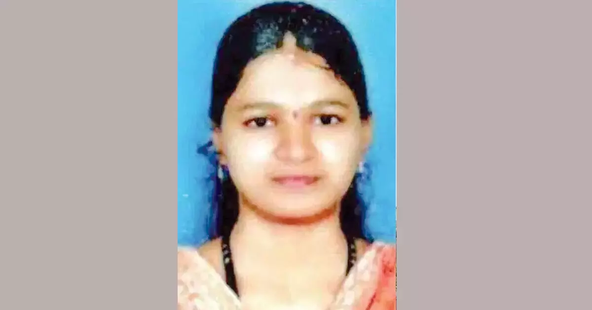 ಸೌಜನ್ಯಾ ಪ್ರಕರಣದ ಮರುತನಿಖೆ: ಎಸ್ಐಟಿಯಿಂದ ಕೈಬಿಡುವಂತೆ ಎಎಸ್ಪಿ ವೆಂಕಟೇಶ್ ಪ್ರಸನ್ನ ಮನವಿ ಸೌಜನ್ಯಾ ಪ್ರಕರಣದ ಮರುತನಿಖೆ: ಎಸ್ಐಟಿಯಿಂದ ಕೈಬಿಡುವಂತೆ ಎಎಸ್ಪಿ ವೆಂಕಟೇಶ್ ಪ್ರಸನ್ನ ಮನವಿ