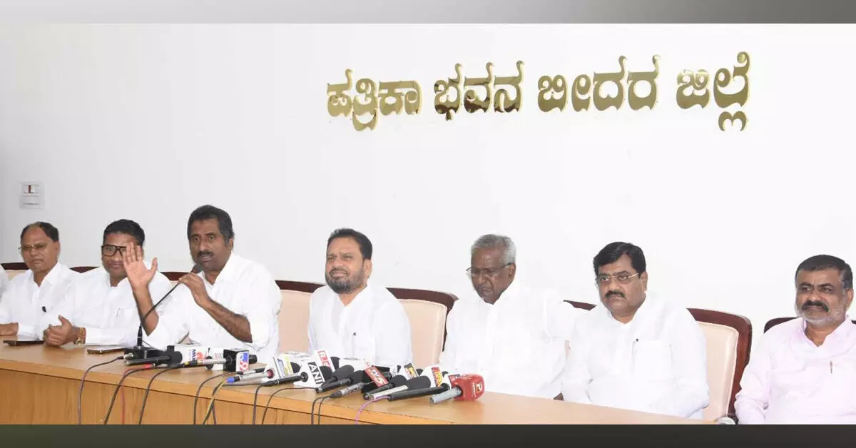 Bidar | ಅ.2 ರಂದು ನೂತನ ಜಿಲ್ಲಾ ಕಾಂಗ್ರೆಸ್ ಅಧ್ಯಕ್ಷರ ಪದಗ್ರಹಣ ಕಾರ್ಯಕ್ರಮ : ರಾಜಶೇಖರ್ ಪಾಟೀಲ್ Bidar | ಅ.2 ರಂದು ನೂತನ ಜಿಲ್ಲಾ ಕಾಂಗ್ರೆಸ್ ಅಧ್ಯಕ್ಷರ ಪದಗ್ರಹಣ ಕಾರ್ಯಕ್ರಮ : ರಾಜಶೇಖರ್ ಪಾಟೀಲ್