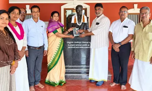 ಮಂಜೇಶ್ವರ: ರಾಷ್ಟ್ರಕವಿ ಮಂಜೇಶ್ವರ ಗೋವಿಂದ ಪೈ ನಿವಾಸಕ್ಕೆ ನಿರ್ಮಲಾ ಮಠಪತಿ ಭೇಟಿ