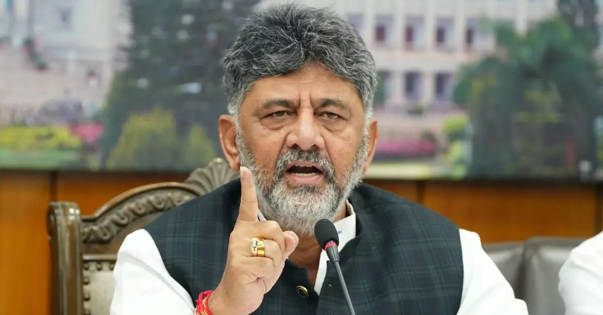 ರಾಜ್ಯದಲ್ಲಿ ಅಹಿಂದ ಮತದಾರರ ಡಿಲೀಟ್ ಗೆ ಬಿಜೆಪಿ-ಜೆಡಿಎಸ್ ನಿಂದ ಷಡ್ಯಂತ್ರ: ಡಿ.ಕೆ.ಶಿವಕುಮಾರ್ ರಾಜ್ಯದಲ್ಲಿ ಅಹಿಂದ ಮತದಾರರ ಡಿಲೀಟ್ ಗೆ ಬಿಜೆಪಿ-ಜೆಡಿಎಸ್ ನಿಂದ ಷಡ್ಯಂತ್ರ: ಡಿ.ಕೆ.ಶಿವಕುಮಾರ್