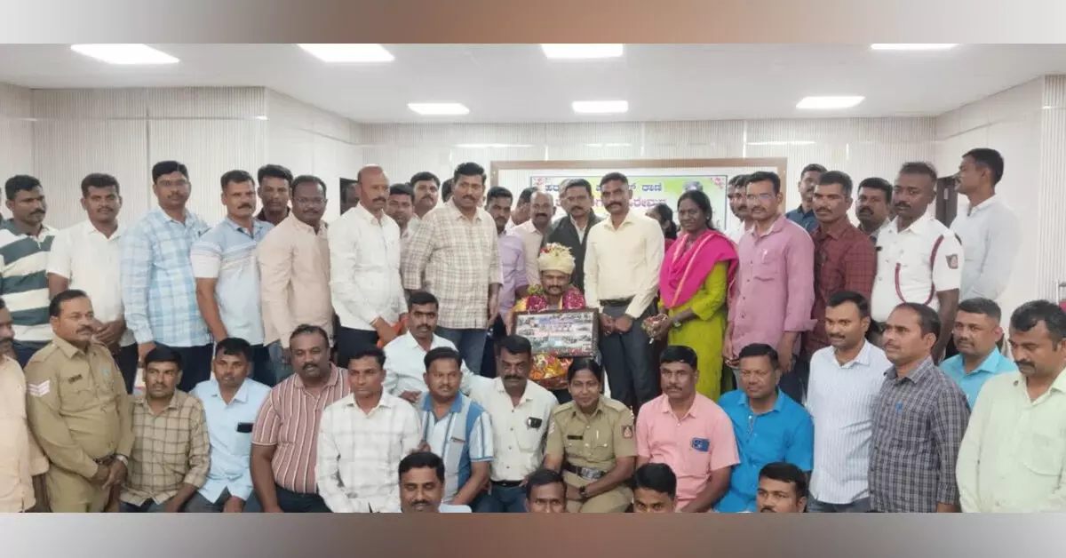 Harapanahalli | ಅಧಿಕಾರದಲ್ಲಿದ್ದಾಗ ಜನರು ನಮ್ಮ ಮೌಲ್ಯ ಅಳೆಯುತ್ತಾರೆ : ಡಿವೈಎಸ್ಪಿ ಸಂತೋಷ್ ಚವ್ಹಾಣ್ Harapanahalli | ಅಧಿಕಾರದಲ್ಲಿದ್ದಾಗ ಜನರು ನಮ್ಮ ಮೌಲ್ಯ ಅಳೆಯುತ್ತಾರೆ : ಡಿವೈಎಸ್ಪಿ ಸಂತೋಷ್ ಚವ್ಹಾಣ್