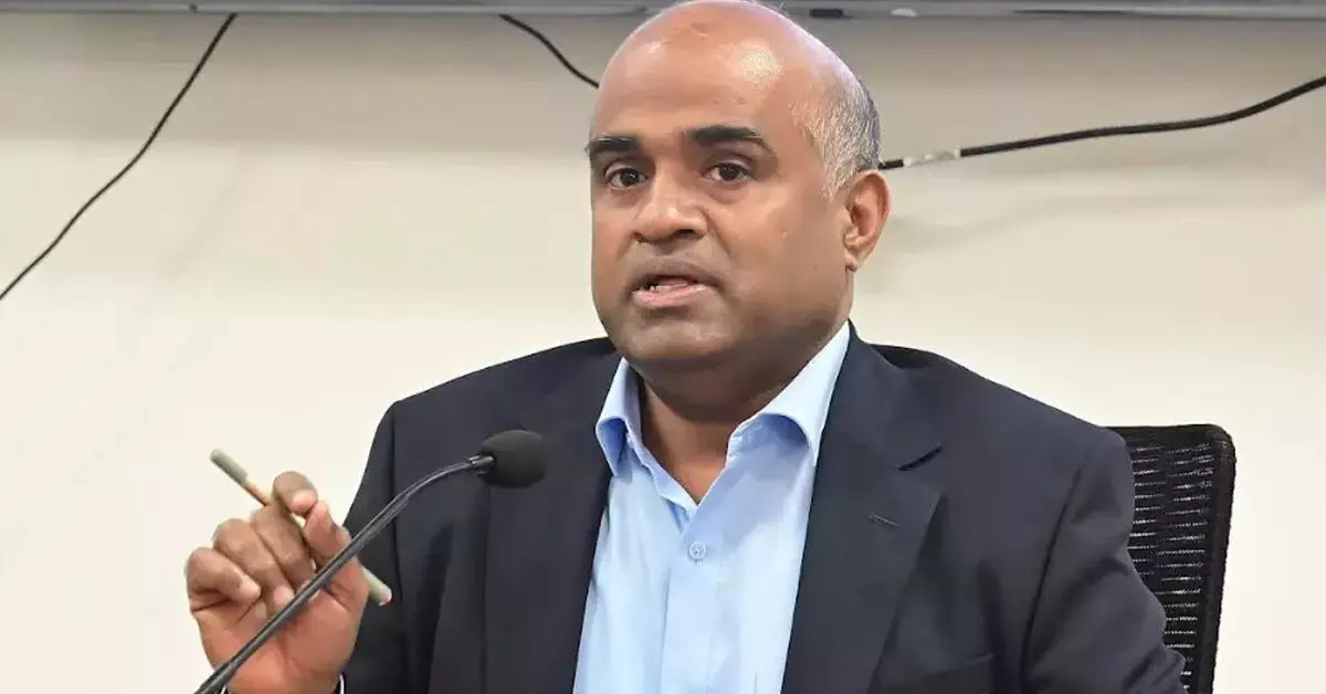 ಸಾಮೂಹಿಕ ಫಾರಂ–7 ಅರ್ಜಿಗಳ ಸಲ್ಲಿಕೆ: ಕಾನೂನುಬದ್ಧ ಕ್ರಮಕ್ಕೆ ಮುಖ್ಯ ಚುನಾವಣಾಧಿಕಾರಿ ವಿ.ಅನ್ಬುಕುಮಾರ್ ಸೂಚನೆ ಸಾಮೂಹಿಕ ಫಾರಂ–7 ಅರ್ಜಿಗಳ ಸಲ್ಲಿಕೆ: ಕಾನೂನುಬದ್ಧ ಕ್ರಮಕ್ಕೆ ಮುಖ್ಯ ಚುನಾವಣಾಧಿಕಾರಿ ವಿ.ಅನ್ಬುಕುಮಾರ್ ಸೂಚನೆ