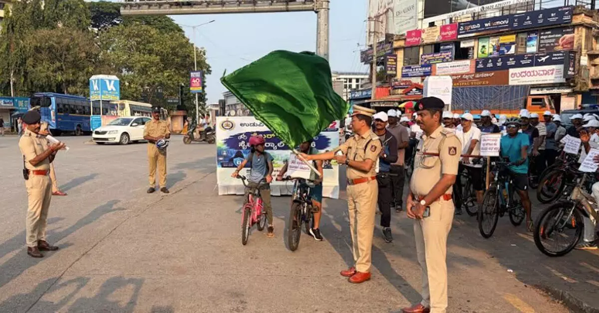 Udupi | ಸೈಬರ್ ಜಾಗೃತಿ ಸೈಕಲ್ ಜಾಥಾ ಅಭಿಯಾನ Udupi | ಸೈಬರ್ ಜಾಗೃತಿ ಸೈಕಲ್ ಜಾಥಾ ಅಭಿಯಾನ
