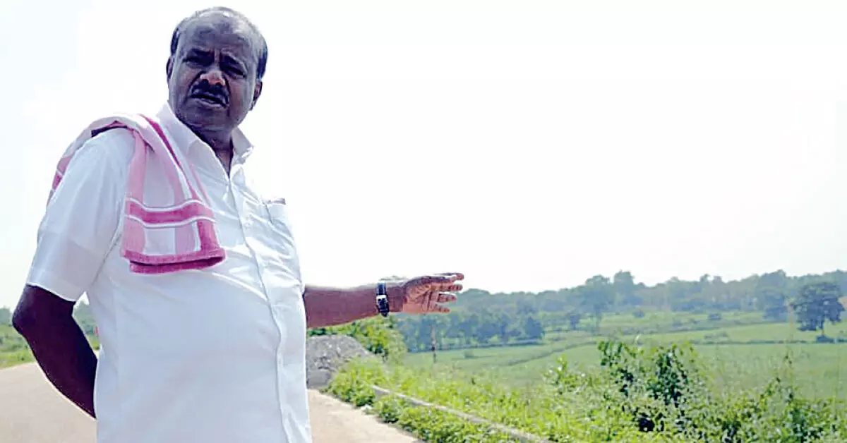 ‘ನೈಸ್ ಭೂಮಿ ಖರೀದಿ ಸಾಬೀತುಪಡಿಸಿದರೆ ನೇಣು ಹಾಕಿಕೊಳ್ಳುವೆ’ : ಸಿಎಂ ಡಿ.ಕೆ.ಶಿವಕುಮಾರ್ಗೆ ಕೇಂದ್ರ ಸಚಿವ ಎಚ್.ಡಿ.ಕುಮಾರಸ್ವಾಮಿ ಸವಾಲು ‘ನೈಸ್ ಭೂಮಿ ಖರೀದಿ ಸಾಬೀತುಪಡಿಸಿದರೆ ನೇಣು ಹಾಕಿಕೊಳ್ಳುವೆ’ : ಸಿಎಂ ಡಿ.ಕೆ.ಶಿವಕುಮಾರ್ಗೆ ಕೇಂದ್ರ ಸಚಿವ ಎಚ್.ಡಿ.ಕುಮಾರಸ್ವಾಮಿ ಸವಾಲು