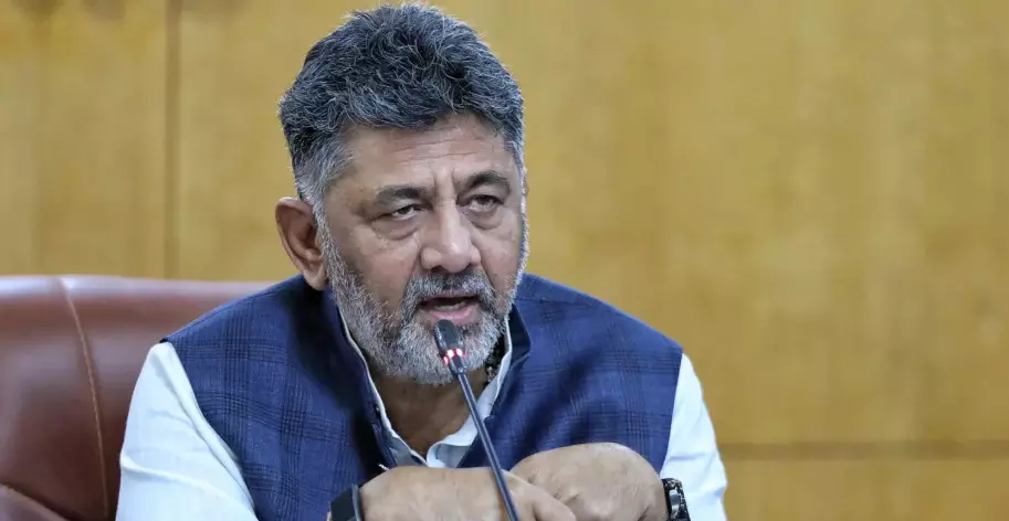 ಏರ್ ಶೋ, ಹೊರ ರಾಜ್ಯಗಳ ಕಲೆಗೆ ಅವಕಾಶ, ದಸರಾ ವೈಭವಕ್ಕೆ ಹೊಸ ಸ್ಪರ್ಶ : ಸಿಎಂ ಡಿ.ಕೆ.ಶಿವಕುಮಾರ್ ಏರ್ ಶೋ, ಹೊರ ರಾಜ್ಯಗಳ ಕಲೆಗೆ ಅವಕಾಶ, ದಸರಾ ವೈಭವಕ್ಕೆ ಹೊಸ ಸ್ಪರ್ಶ : ಸಿಎಂ ಡಿ.ಕೆ.ಶಿವಕುಮಾರ್