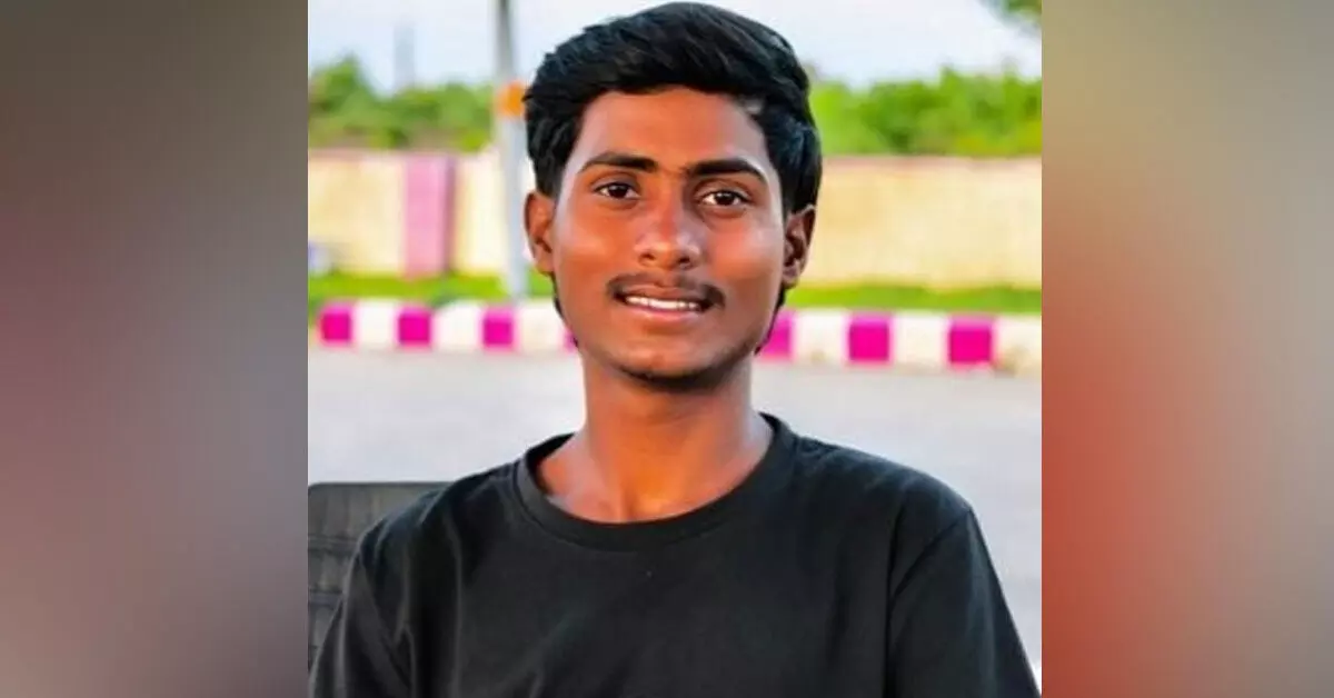 Basavakalyan | ವಿದ್ಯುತ್ ತಗುಲಿ ಯುವಕ ಮೃತ್ಯು Basavakalyan | ವಿದ್ಯುತ್ ತಗುಲಿ ಯುವಕ ಮೃತ್ಯು