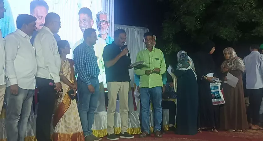 ಮತದಾರರ ಹಕ್ಕು ಕಸಿಯಲು ಬಿಡಲ್ಲ; ಮುಖ್ಯ ಚುನಾವಣಾ ಆಯುಕ್ತ ರಾಜೀನಾಮೆ ನೀಡಲಿ : ಪ್ರಕಾಶ್ ರಾಜ್ ಮತದಾರರ ಹಕ್ಕು ಕಸಿಯಲು ಬಿಡಲ್ಲ; ಮುಖ್ಯ ಚುನಾವಣಾ ಆಯುಕ್ತ ರಾಜೀನಾಮೆ ನೀಡಲಿ : ಪ್ರಕಾಶ್ ರಾಜ್