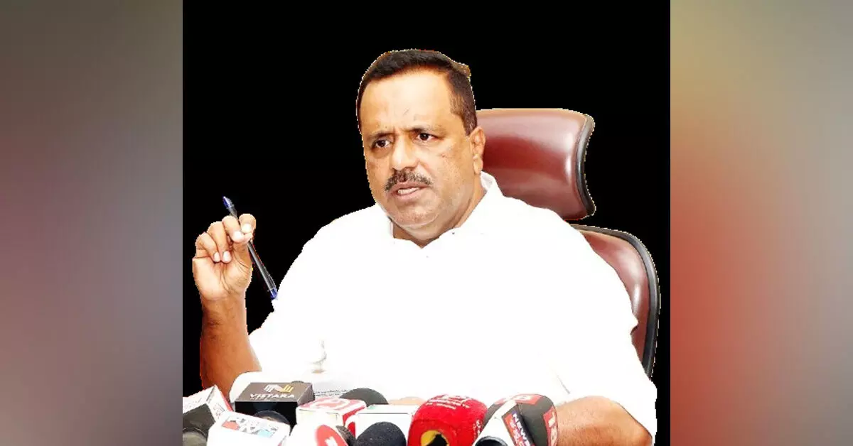 ಸರಕಾರಕ್ಕೆ ದುಡ್ಡು ಹೊಂದಿಸುವುದು ಗೊತ್ತು : ಯು.ಟಿ.ಖಾದರ್ ಸರಕಾರಕ್ಕೆ ದುಡ್ಡು ಹೊಂದಿಸುವುದು ಗೊತ್ತು : ಯು.ಟಿ.ಖಾದರ್