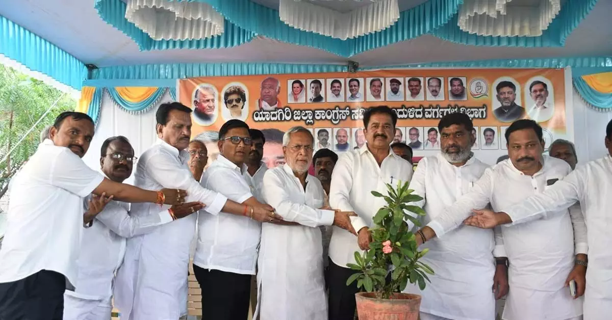 ಕಾಂಗ್ರೆಸ್ ಪಕ್ಷದಿಂದಲ್ಲೇ ಸಾಮಾಜಿಕ ನ್ಯಾಯ: ಡಿ.ಟಿ. ಶ್ರೀನಿವಾಸ ಕಾಂಗ್ರೆಸ್ ಪಕ್ಷದಿಂದಲ್ಲೇ ಸಾಮಾಜಿಕ ನ್ಯಾಯ: ಡಿ.ಟಿ. ಶ್ರೀನಿವಾಸ